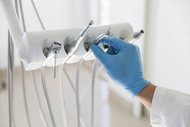 Professional Emergency Dentist technician working in Janesville, MN